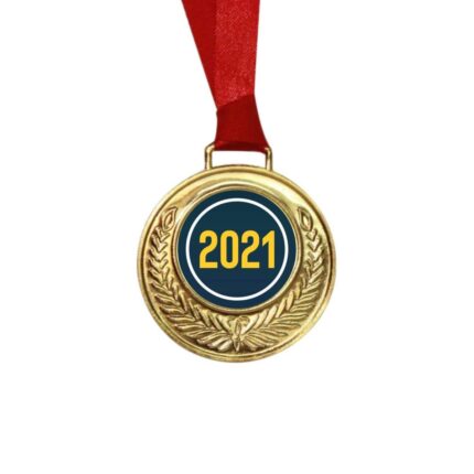 Best Mom Ever Printed Award Medal - Golden, Alloy - Image 2
