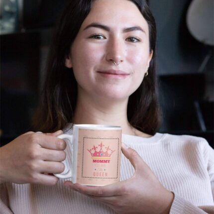Queen Mommy Coffee Mug - Image 2