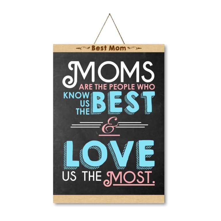 Moms Love Scroll