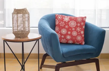 Snowflakes Pattern Christmas Cushion Cover - Image 3